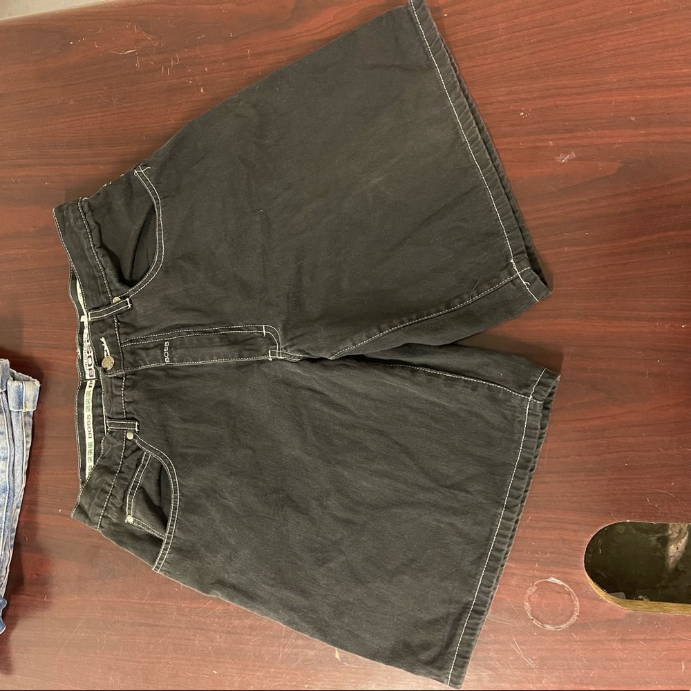 Girl boss shorts size 11 USED GOOD CONDITION FINAL PRICE